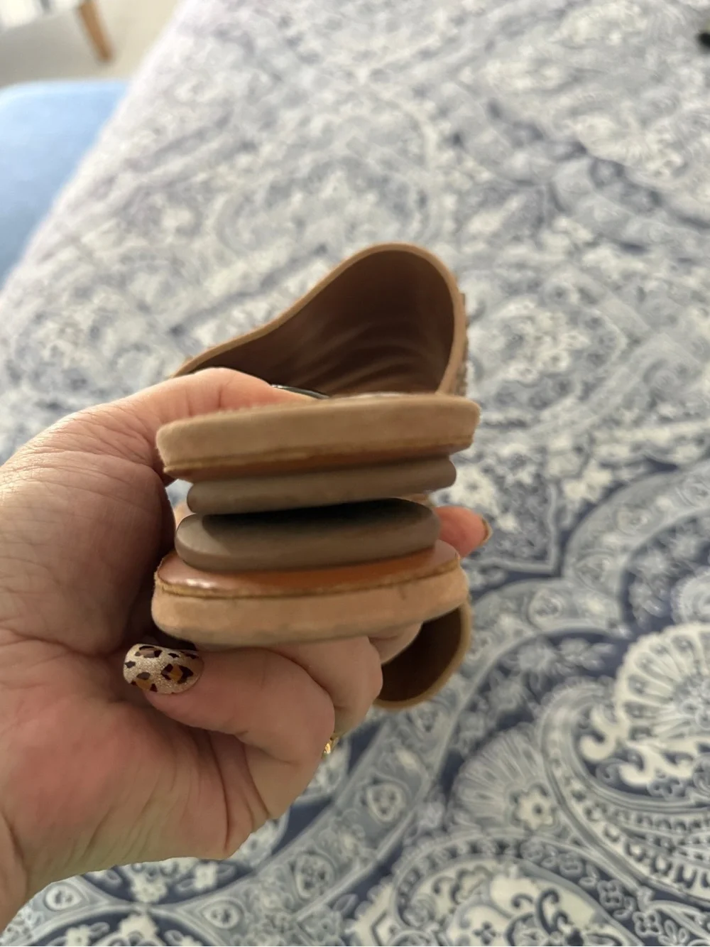 Alaia Tan Lasercut Flat Mules in size 40 - Picture 6 of 13